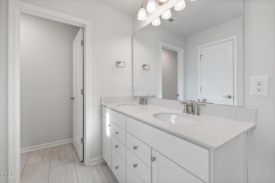 Mitchell Lot #73 (3)