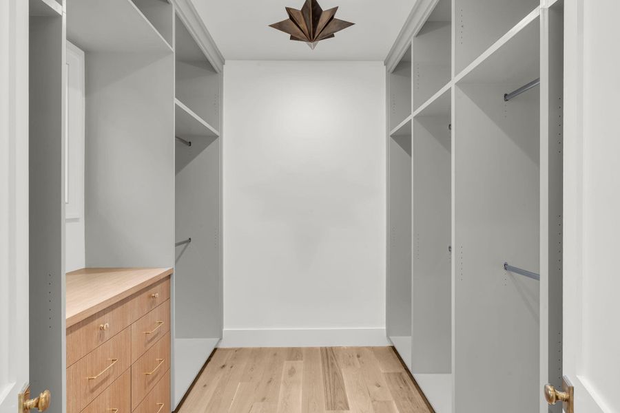 Spacious, unfurnished interior of a new home in , Mount Pleasant (Image 64).