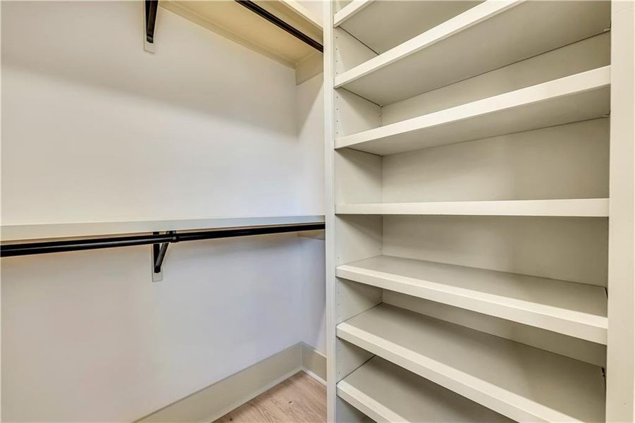 Spacious, unfurnished interior of a new home in , Athens (Image 38).