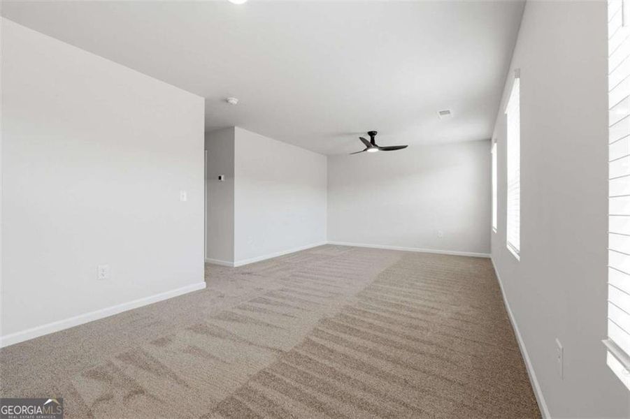Spacious, unfurnished interior of a new home in Parkway James, Snellville (Image 19). Spacious, unfurnished interior of a new home in Parkway James, Snellville (Image 19).