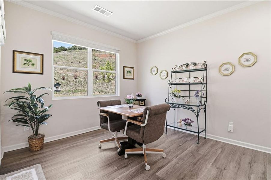Furnished interior view inside a new home in , Dallas (Image 11).