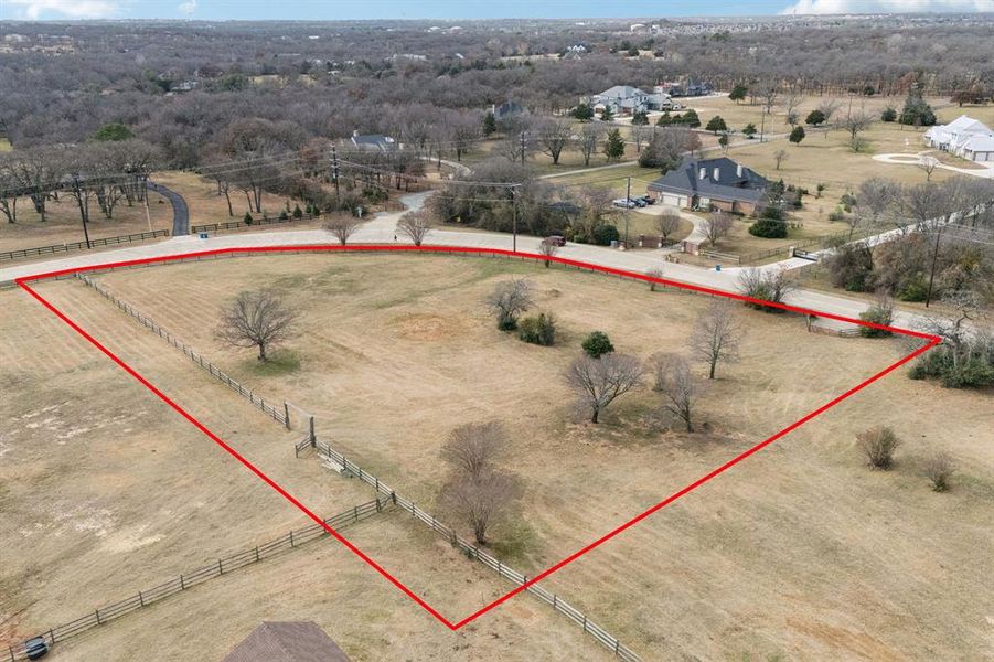 Boundary Lines shown are approximate and may vary