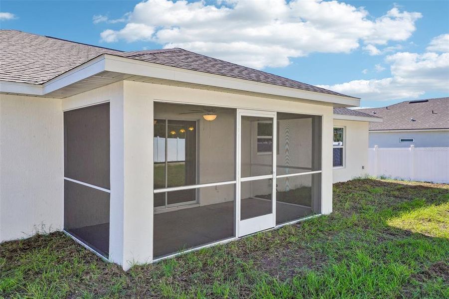Exterior details and patio area of a home in , Ocala (Image 27). Exterior details and patio area of a home in , Ocala (Image 27).