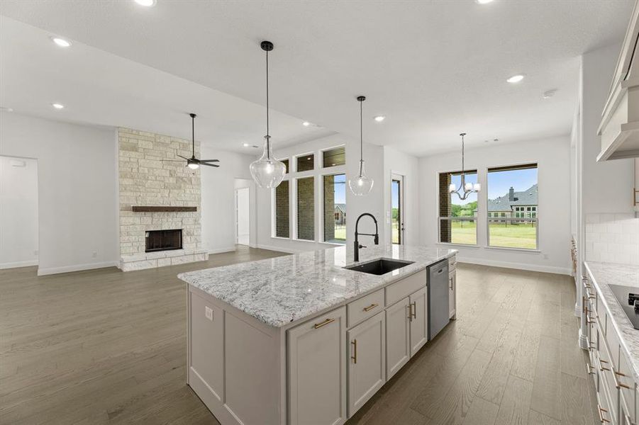 23. 150 Waterview - Kitchen (3)