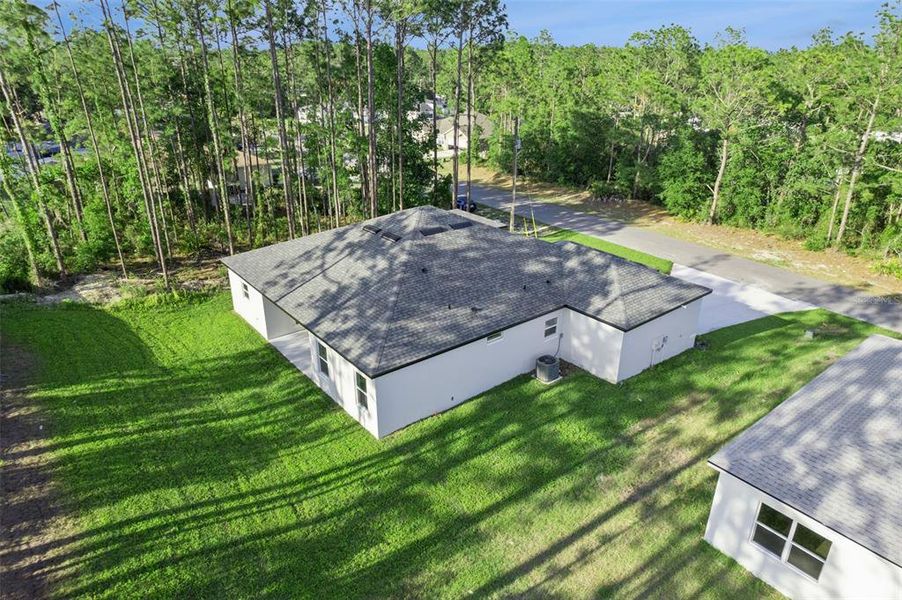 Exterior details and patio area of a home in , Ocala (Image 18).