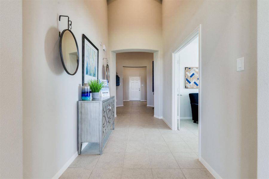 Furnished interior view inside a new home in Creekhaven, Iowa Colony (Image 12).