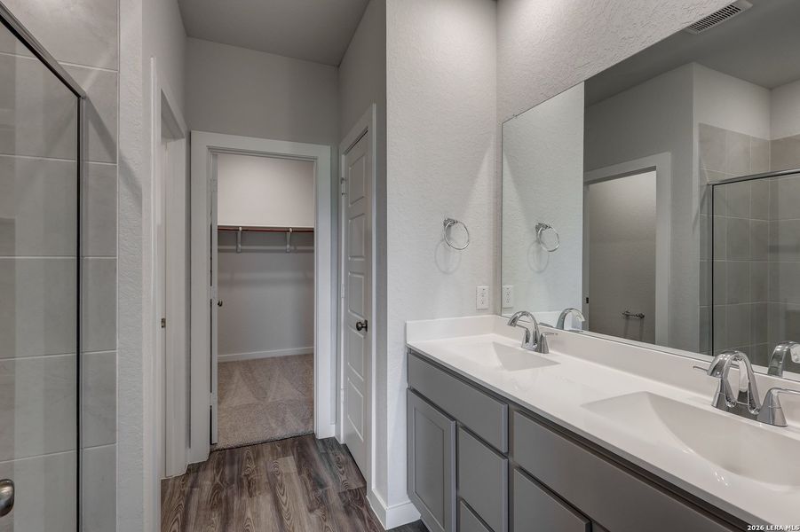 Furnished interior view inside a new home in Park Place, New Braunfels (Image 11).