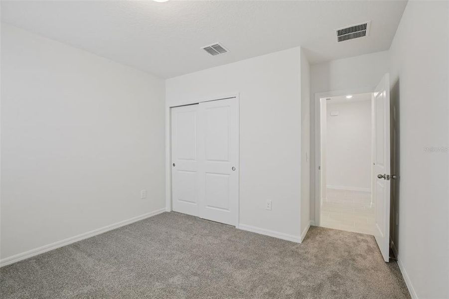 Spacious, unfurnished interior of a new home in Hamilton Bluff - Signature Series, Lake Hamilton (Image 24).