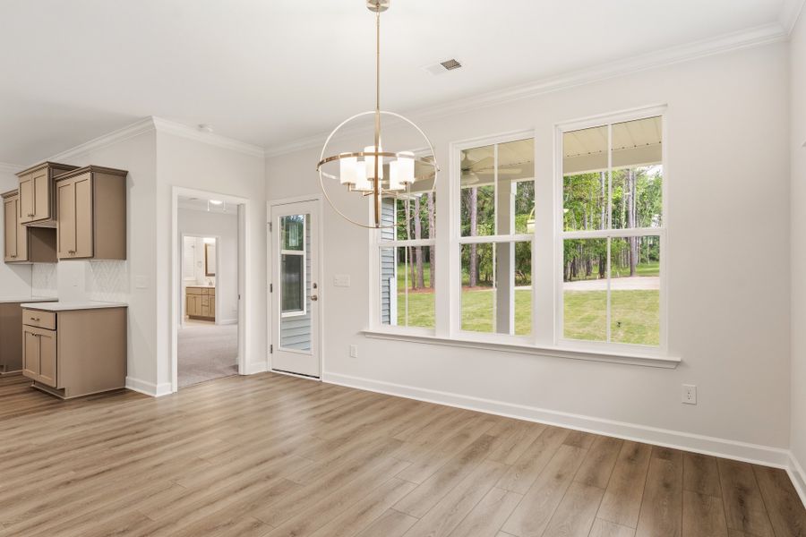 Spacious, unfurnished interior of a new home in Landing at Pine Lake, Anderson (Image 25).