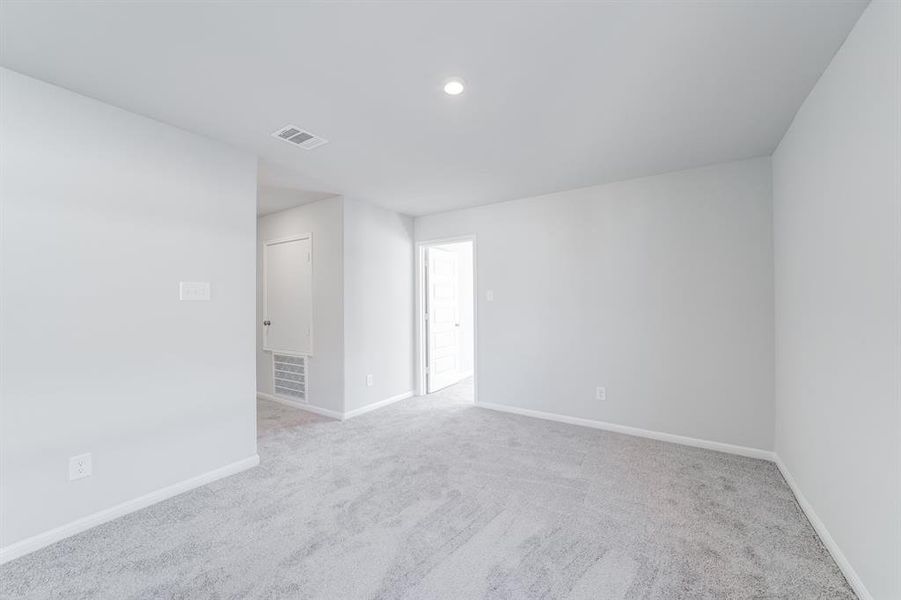 Spacious, unfurnished interior of a new home in Still Water Lake, Godley (Image 25). Spacious, unfurnished interior of a new home in Still Water Lake, Godley (Image 25).