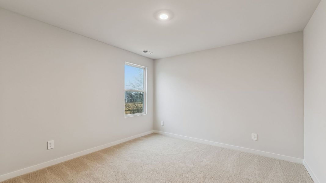 Representative unfurnished interior of a home built from the Stonebrook  II by D.R. Horton in Pottsview, Smyrna (Image 47).
