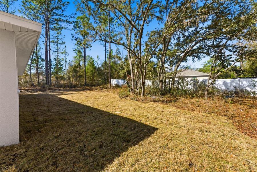 Exterior details and patio area of a home in , Citrus Springs (Image 4). Exterior details and patio area of a home in , Citrus Springs (Image 4).