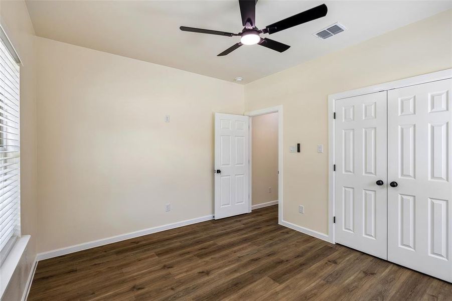 Spacious, unfurnished interior of a new home in , Fort Worth (Image 18).