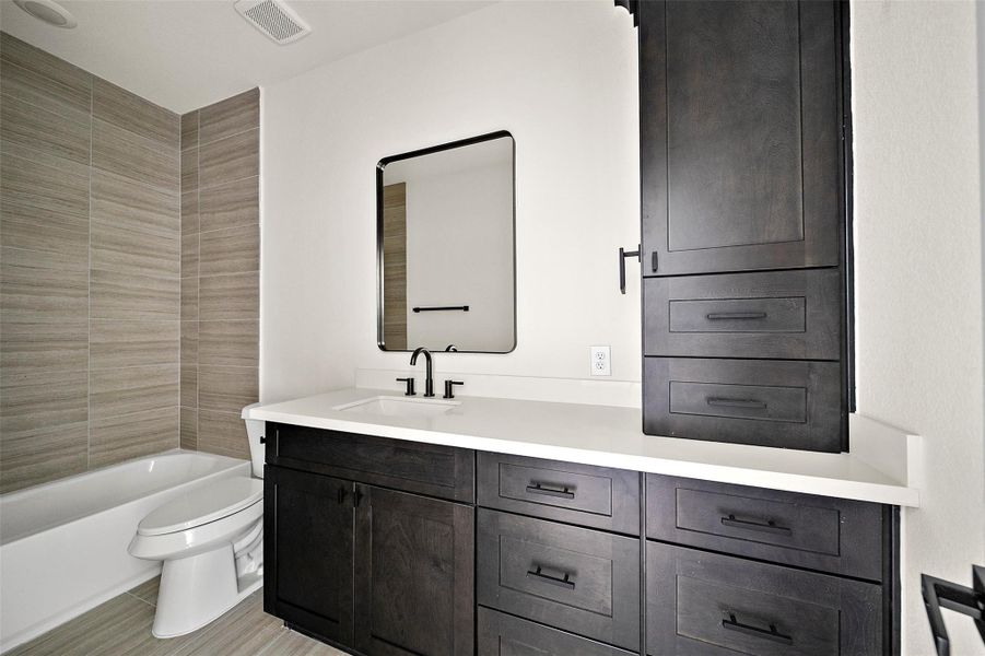 Furnished interior view inside a new home in , Houston (Image 8).