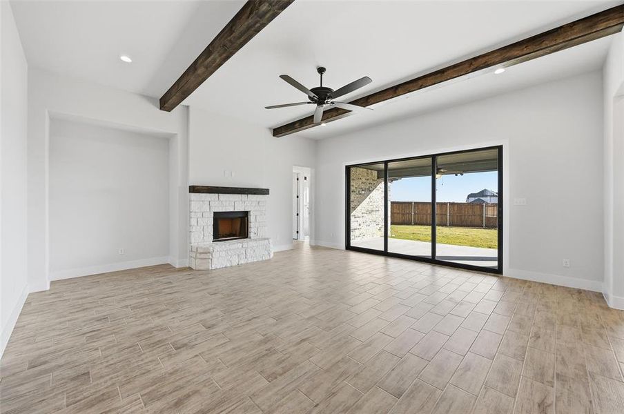 Spacious, unfurnished interior of a new home in Coyote Crossing, Godley (Image 22).