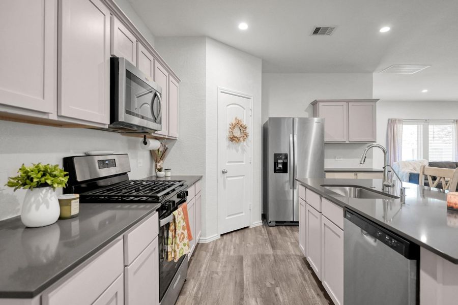Furnished interior view inside a new home in Summerwood Trails, Willis (Image 28). Furnished interior view inside a new home in Summerwood Trails, Willis (Image 28).