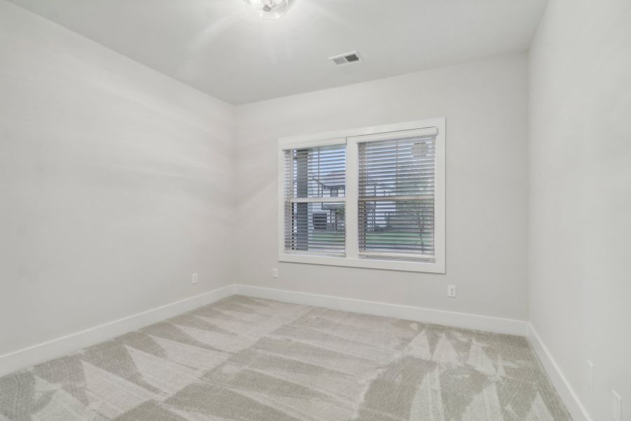 Representative unfurnished interior of a home built from the Ariel II by Great Southern Homes in Collins Cove, Chapin (Image 16).