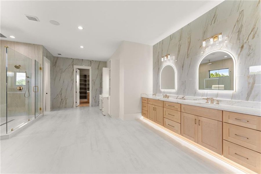 Image 52 of a home in .