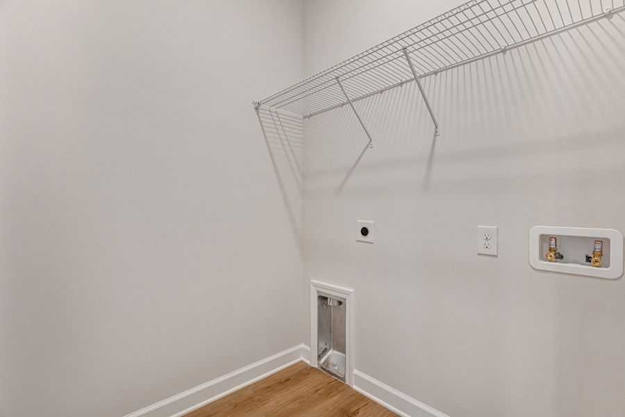 Spacious, unfurnished interior of a new home in , Crestview (Image 28).