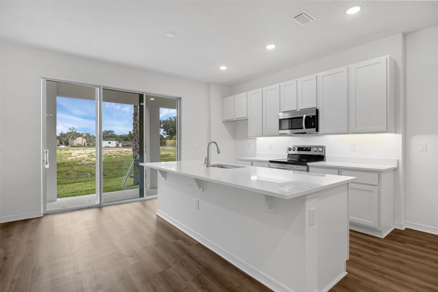 Triple Sliders to a Covered Lanai