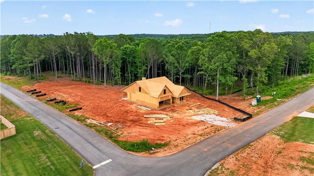 Image 22 of a home in Waters Edge.
