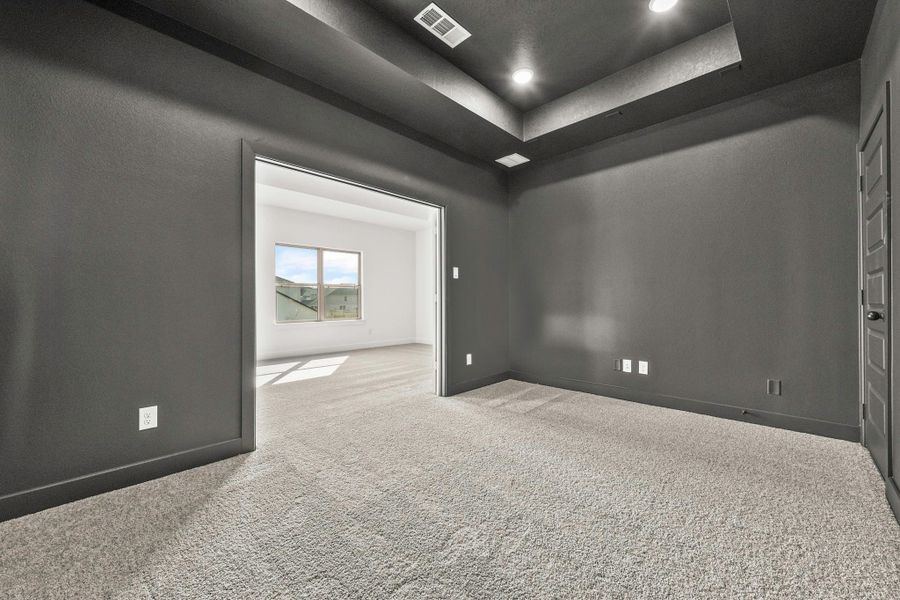 Spacious, unfurnished interior of a new home in , Katy (Image 15).
