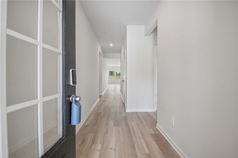 Spacious, unfurnished interior of a new home in Northwoods at Mirror Lake, Villa Rica (Image 24).