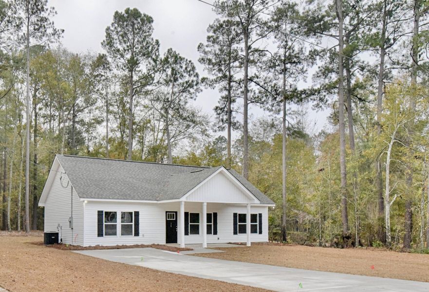 Front exterior of a new home in , Orangeburg, SC, highlighting curb appeal (Image 14).