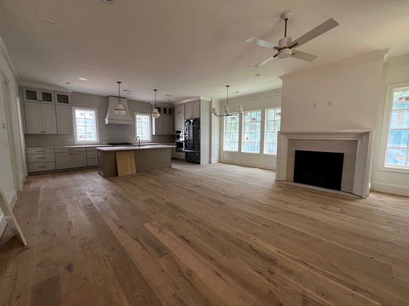 Spacious, unfurnished interior of a new home in Pinecrest, Durham (Image 6).