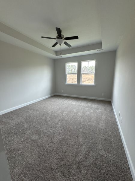 Spacious, unfurnished interior of a new home in Windsor, North Augusta (Image 10).