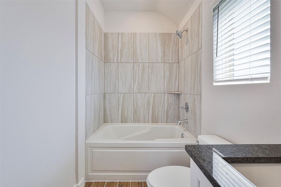 Furnished interior view inside a new home in Glendale Lakes, Arcola (Image 15).