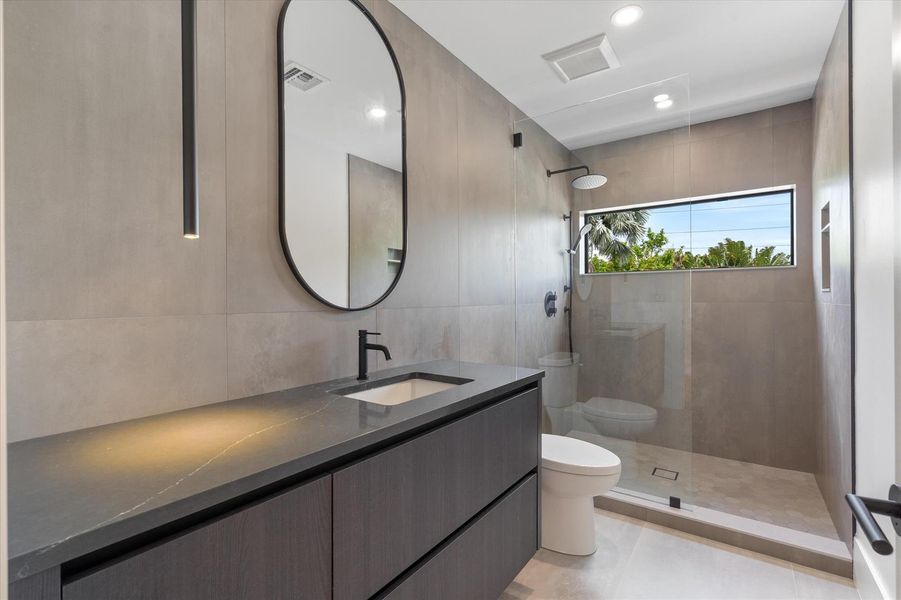 21-1131 NE 12th Ave Ft. Lauderdale, FL-1 21-1131 NE 12th Ave Ft. Lauderdale, FL-1