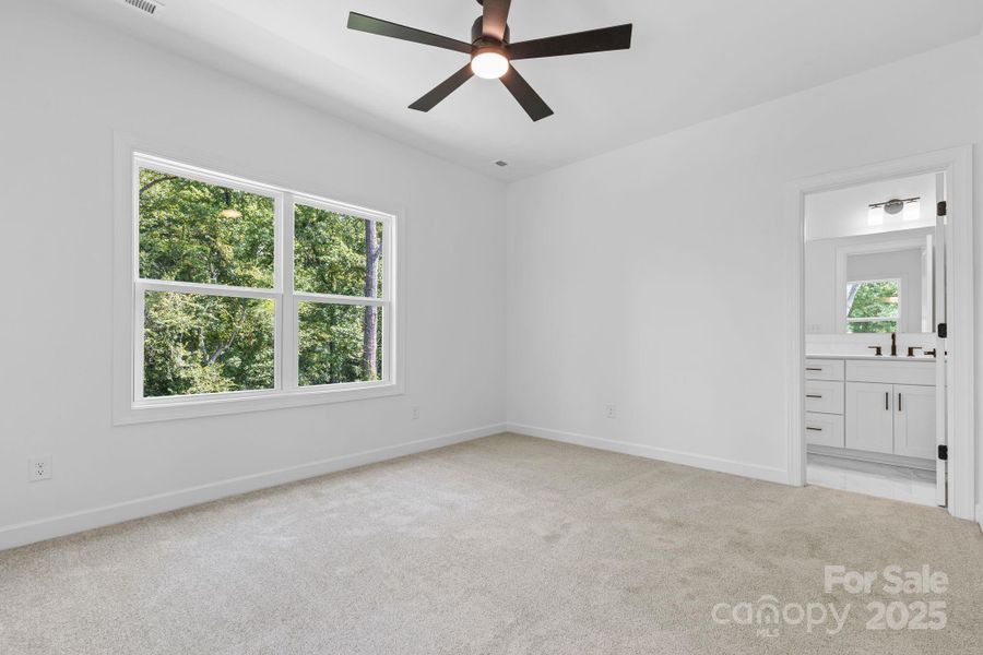 Spacious, unfurnished interior of a new home in , Charlotte (Image 20).