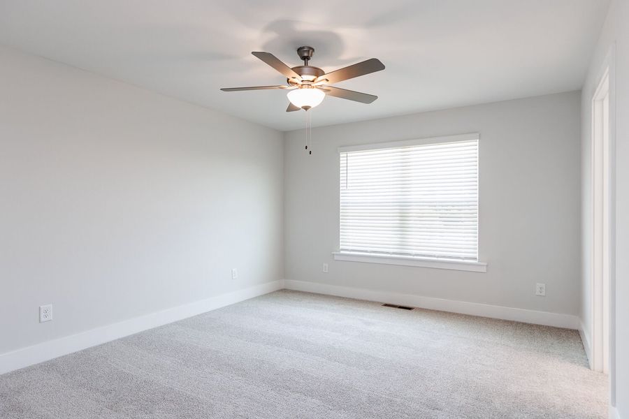 Spacious, unfurnished interior of a new home in Vaughan Farms, Angier (Image 13).