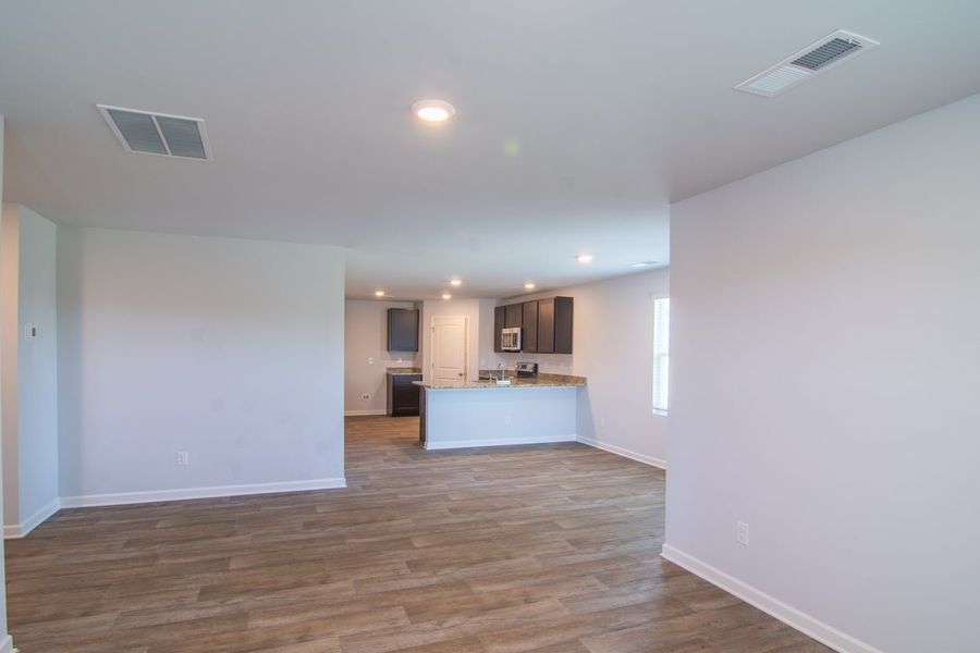 Landrum, SC New Home. - Slide 14 Landrum, SC New Home. - Slide 14