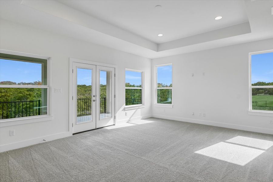 Representative unfurnished interior of a home built from the Santa Barbara II by Giddens Homes in Scofield Farms Estates, Georgetown (Image 165).