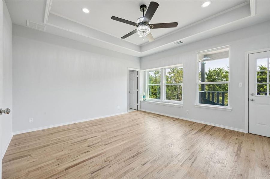Spacious, unfurnished interior of a new home in , Ennis (Image 16).
