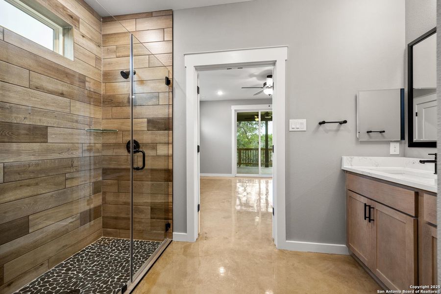 Furnished interior view inside a new home in , Canyon Lake (Image 5).