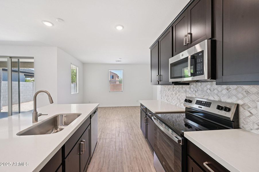 13-web-or-mls-S 240th Ln-1106-013 13-web-or-mls-S 240th Ln-1106-013