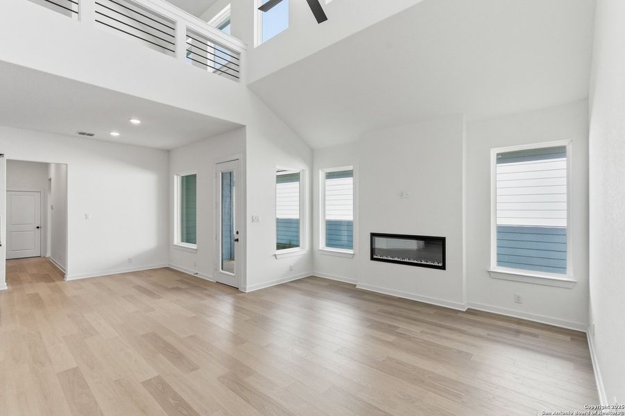 Spacious, unfurnished interior of a new home in The Crossvine – Garden Homes, Schertz (Image 24). Spacious, unfurnished interior of a new home in The Crossvine – Garden Homes, Schertz (Image 24).