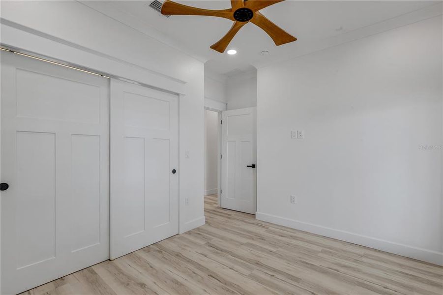 Spacious, unfurnished interior of a new home in , New Smyrna Beach (Image 85).