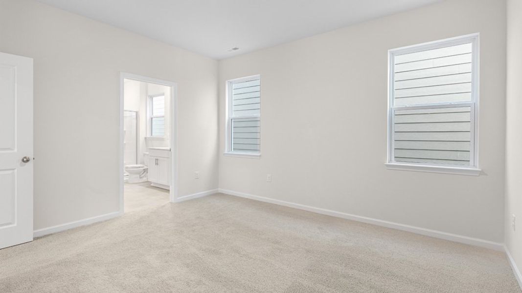 Spacious, unfurnished interior of a new home in The Villas at Haywood Glen, Knightdale (Image 17).