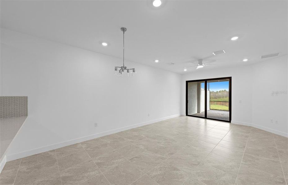 Spacious, unfurnished interior of a new home in Del Webb Catalina, Lakewood Ranch (Image 17).