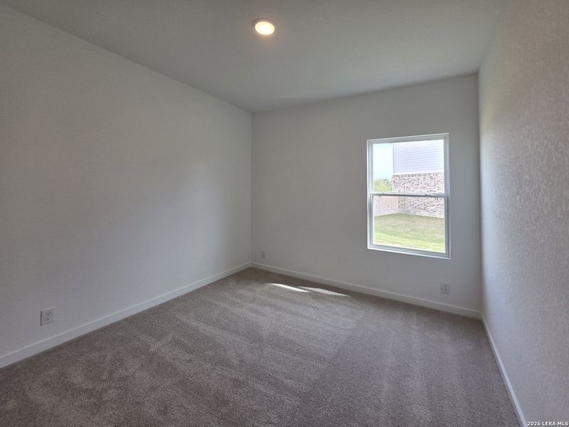 Spacious, unfurnished interior of a new home in Saddlebrook Ranch, Schertz (Image 23).