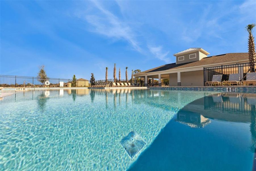 Community amenities in , Daytona Beach (Image 25).