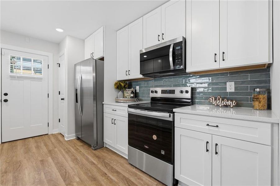 Furnished interior view inside a new home in , Atlanta (Image 4).