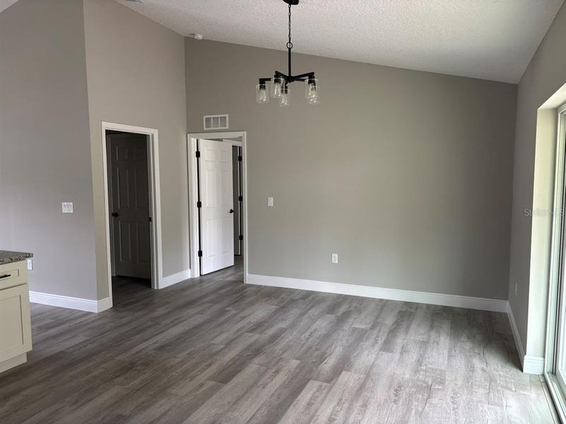 Spacious, unfurnished interior of a new home in , Dunnellon (Image 14).