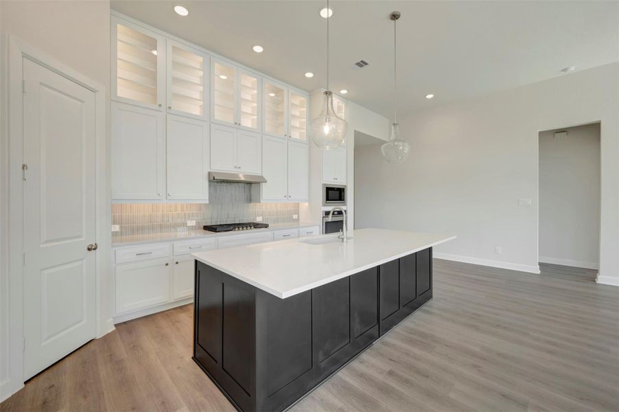 Furnished interior view inside a new home in Kresston, Montgomery (Image 7).