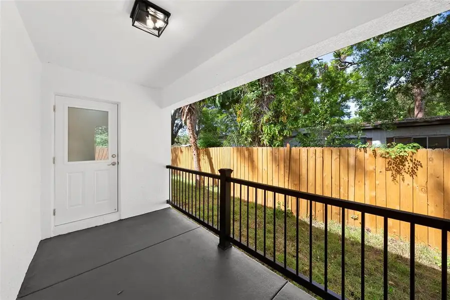 Exterior details and patio area of a home in , St. Petersburg (Image 4).