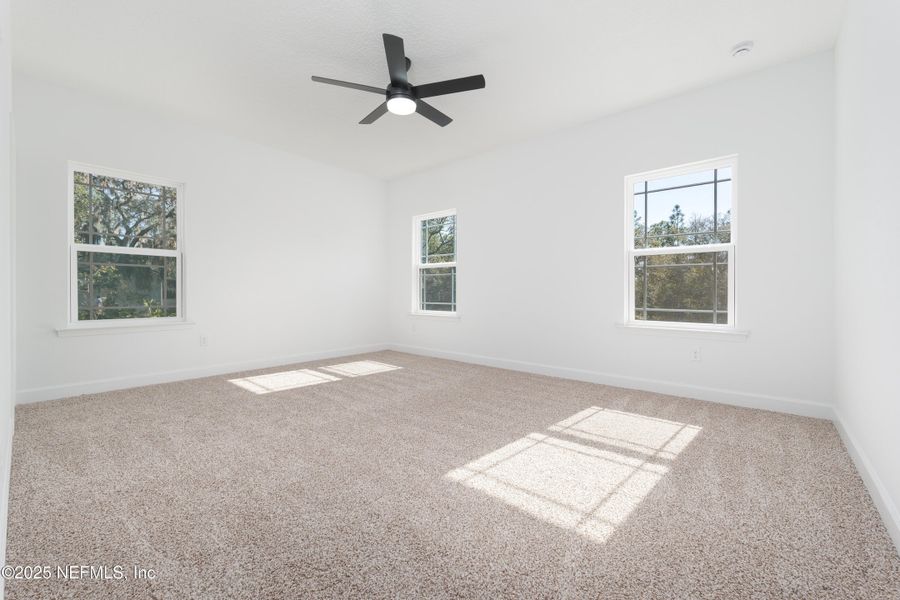 Spacious, unfurnished interior of a new home in , Keystone Heights (Image 24).